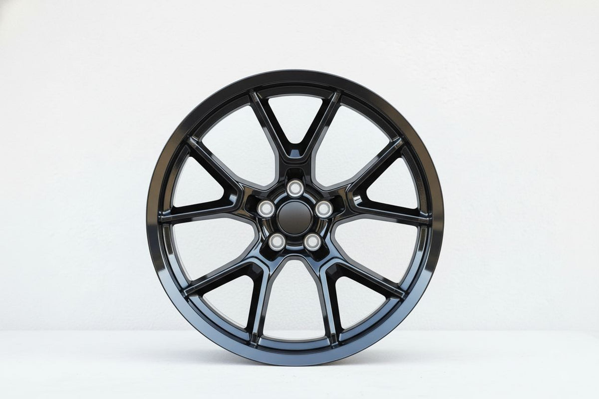 SR6 20x9 5x115 +10 71.5 Gloss Black