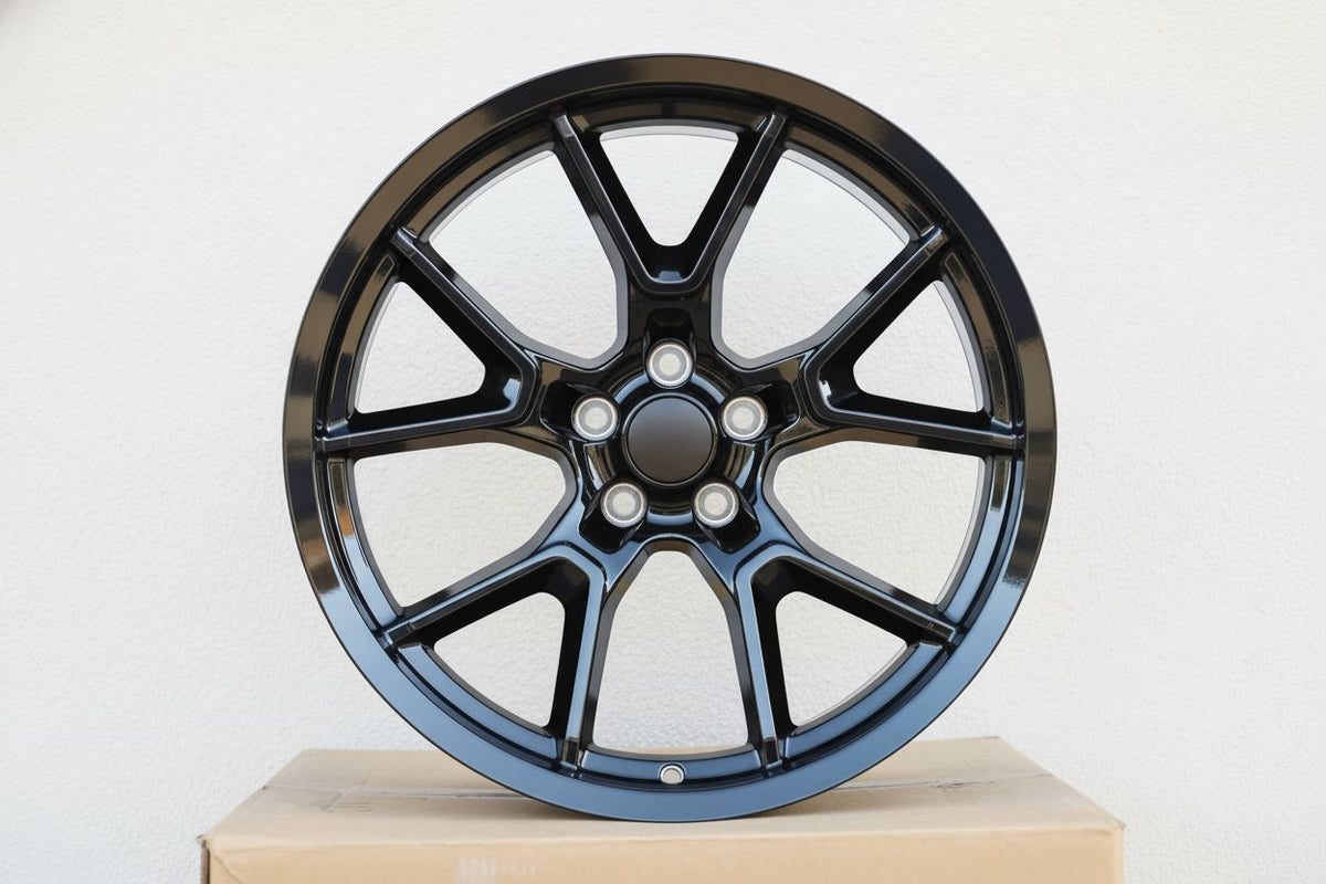 SR6 20x9 5x115 +10 71.5 Gloss Black