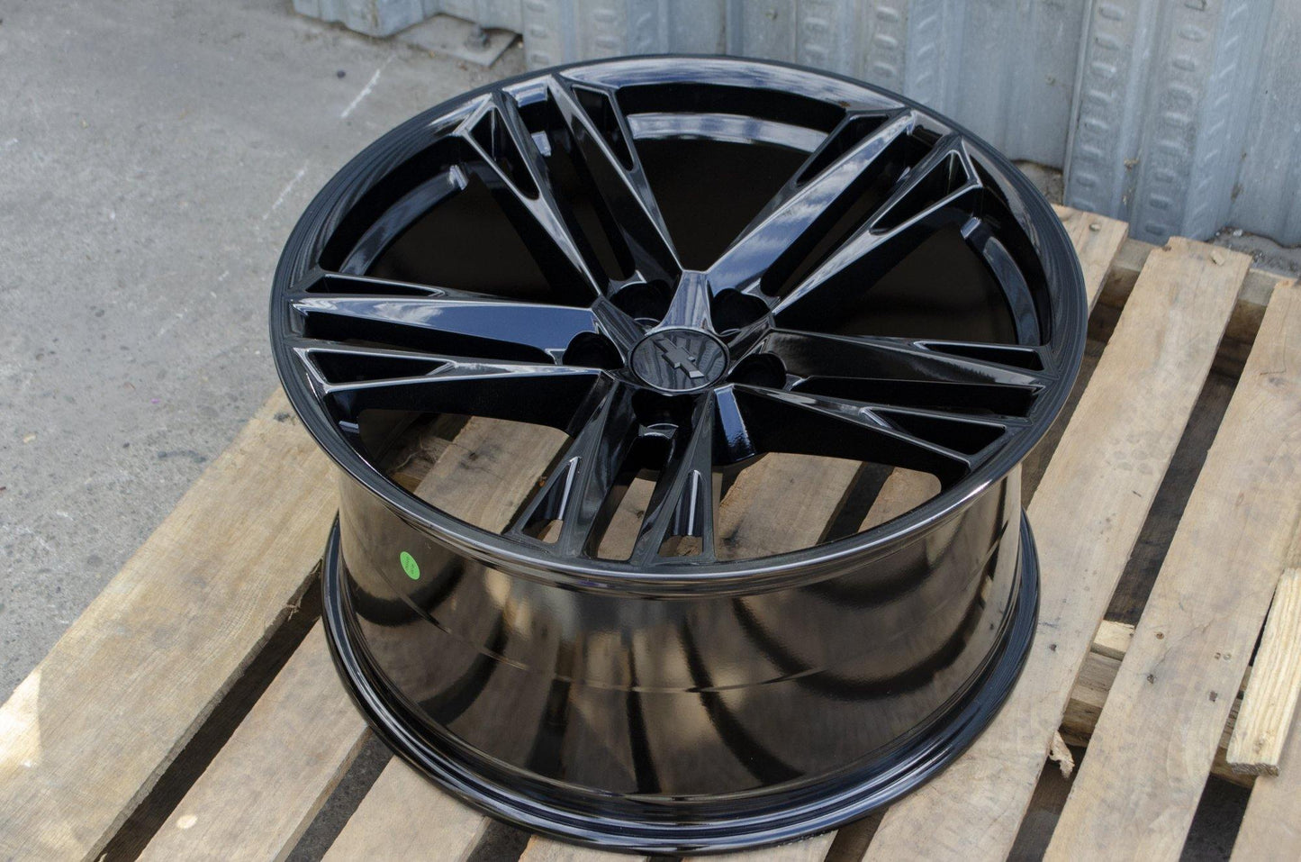 CH2 (GLOSS BLACK) - alphasone