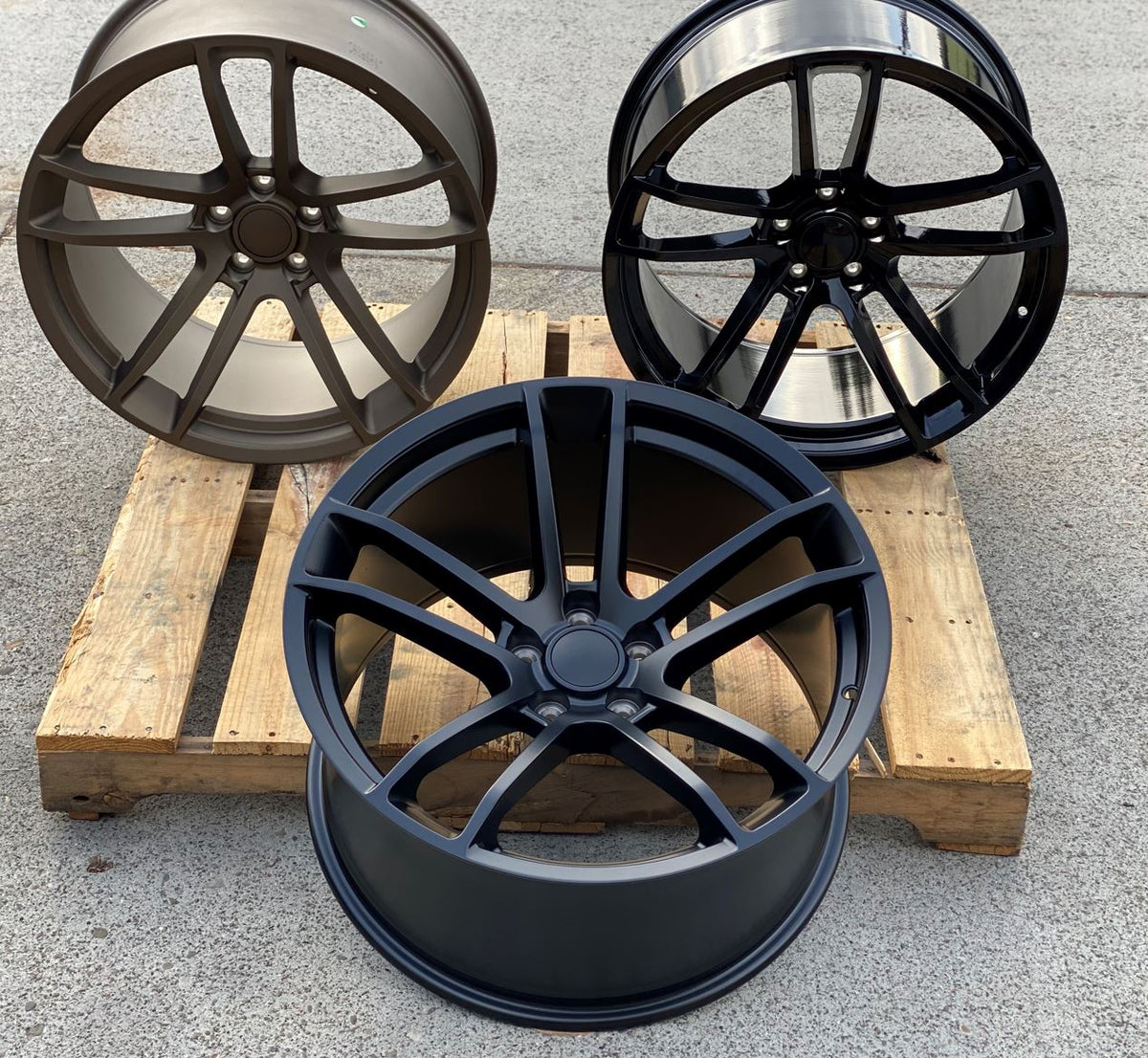 New Dodge SRT Hellcat 20" Matt Black Wheels OE 20x9.5 5X115 +18 CB71.5 Flow Formed - alphasone