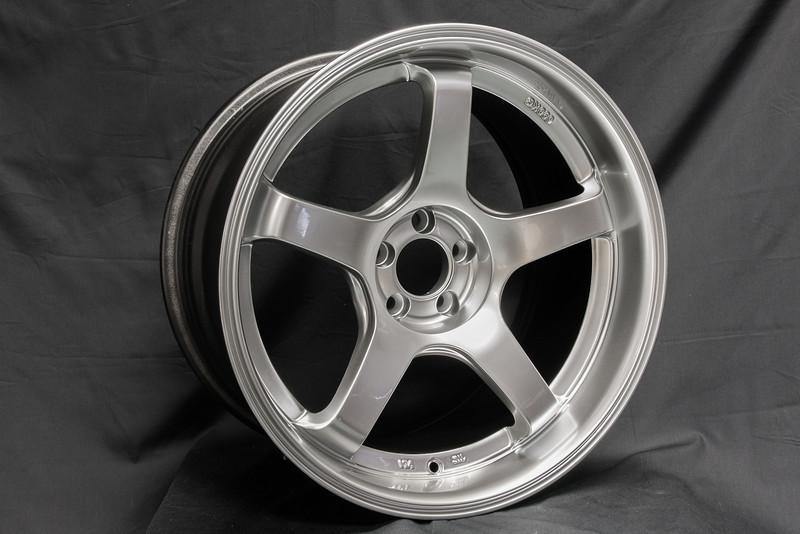 ROTA RT-5F 18x8.5 5X100 44 73 HYPER SILVER - alphasone