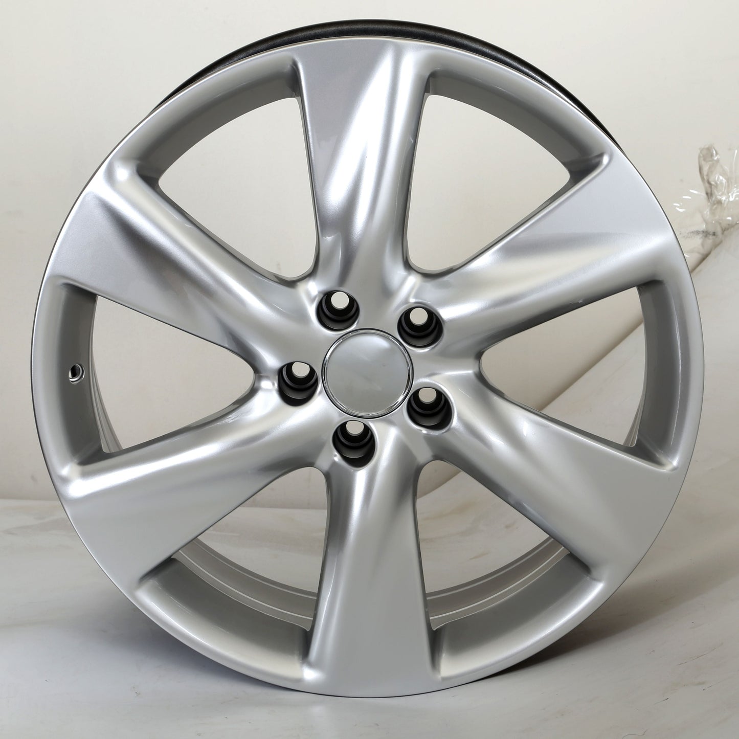 SET OF 4 /W413 Hyper Silver 20x8.0 ET45 5x114.3 ET45 CB66.1 - alphasone