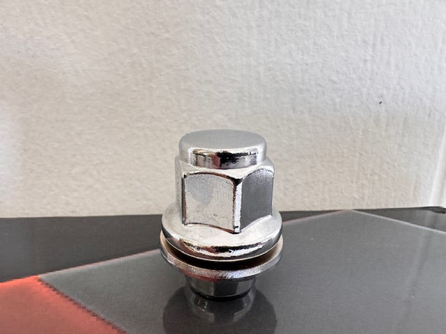 MFLOW MAG 12X1.5 L35mm HEX 3/4 24+Key Conical --Chrome