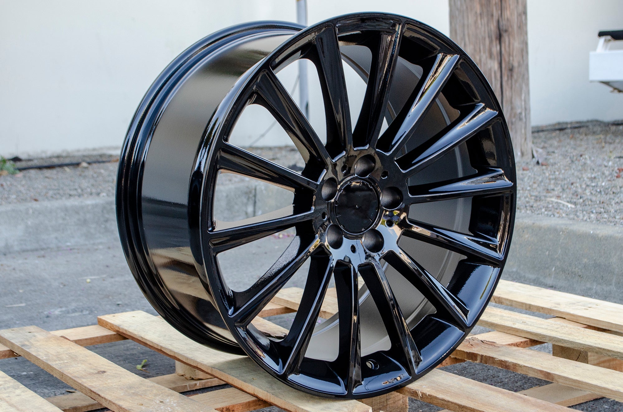 2 day UPS shipping + 1 wheel - 18X9.5 +38 5X112 66.6 GLOSS BLACK WHEEL FITS MERCEDES ( this item is no accept return ) (複製) - alphasone