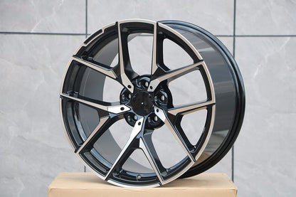MB19 18x8.5 5x112 +35 66.6 Black Machined Face