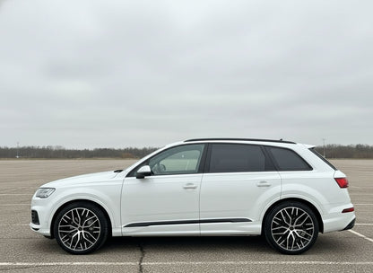 AU1 20x9.0 5x112 +40 66.6 Black Machined Face