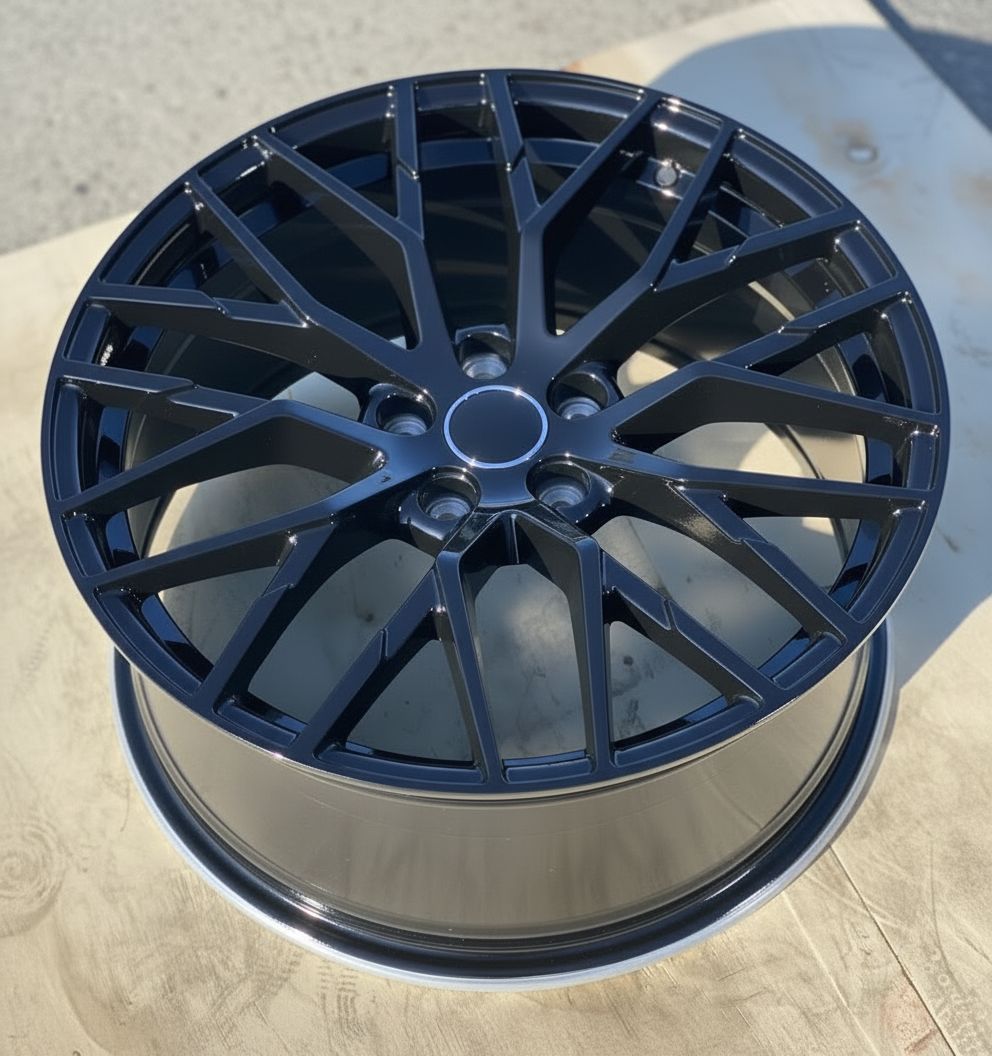 AU1 19X8.5 5X112 +35 66.6 Full Gloss Black