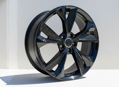 AU14 20x9 5x112 +32 66.6 Gloss Black