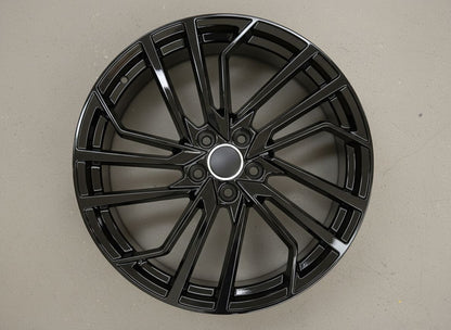 AU15 18x8 5x112 +35 66.6 Gloss Black