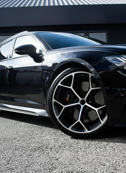 AU16 19x8.5 5x112 +32 66.6 Black Machined Face