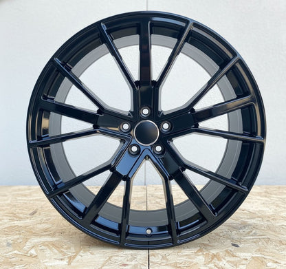 AU5 21X9 5X112 +30 66.6 Gloss Black