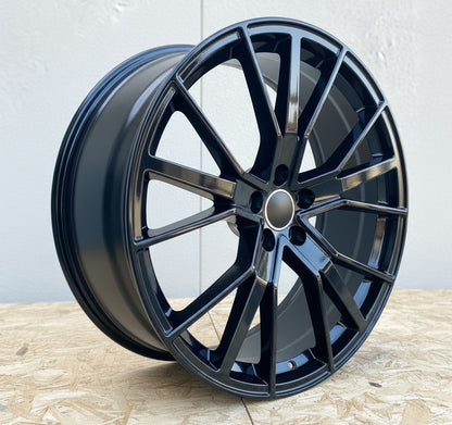 AU5 21X9 5X112 +30 66.6 Gloss Black
