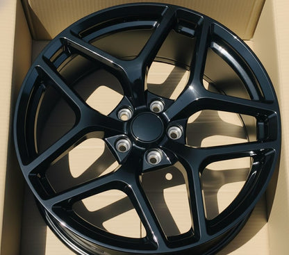 C1 20x11 5x120 +43 66.9 Gloss Black