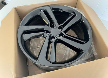 HD1 18x8.5 5x114.3 +35 64.1 GLOSS BLACK