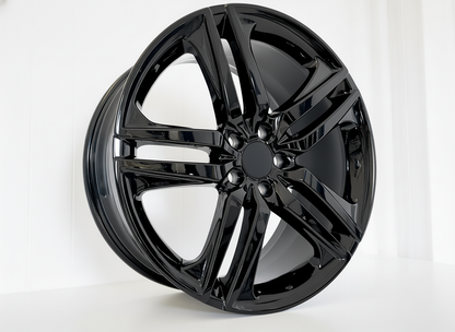 HD2 18x8 5x114.3 +35 64.1 Gloss Black