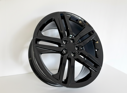 HD2 18x8 5x114.3 +35 64.1 Gloss Black