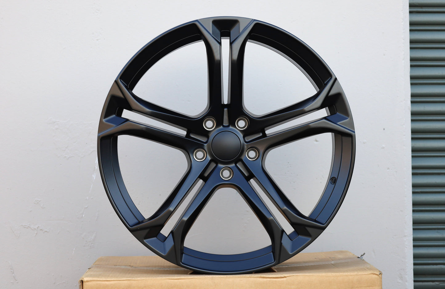 CH5 20x10 5x120 +23 66.9 Matte Black (Chevy Camaro RS SS Z28 ZL1)