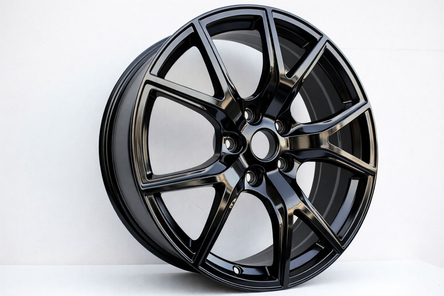 JP2 20X9 5X127 +34 71.5 Gloss Black