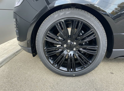 LR1 20x9.5 5x108 +45 63.4 Gloss Black