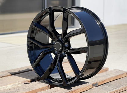 LR3 22x9.5 5x108 +45 63.4 Gloss Black