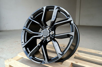 LR3 22x9.5 5x108 +45 63.4 Gloss Black
