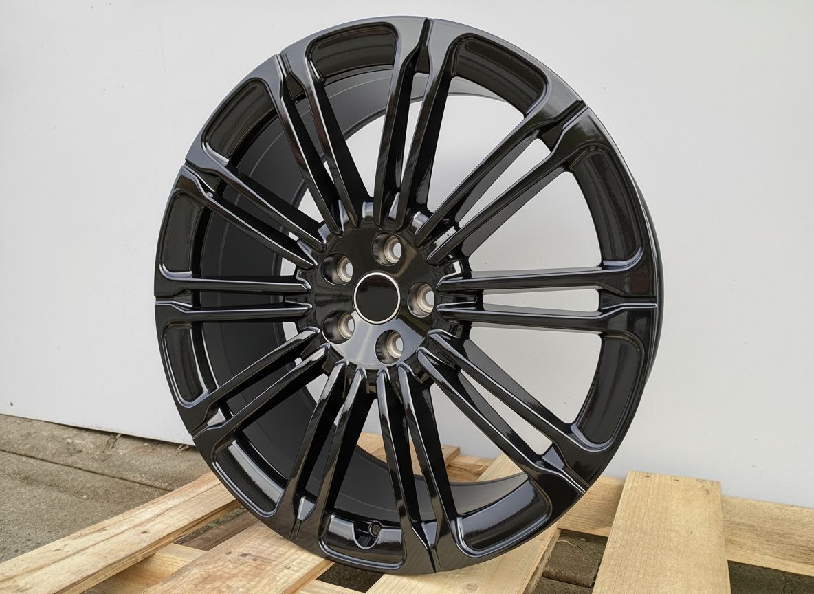 LR4 22x9.5 5x120 +45 72.6 Gloss Black