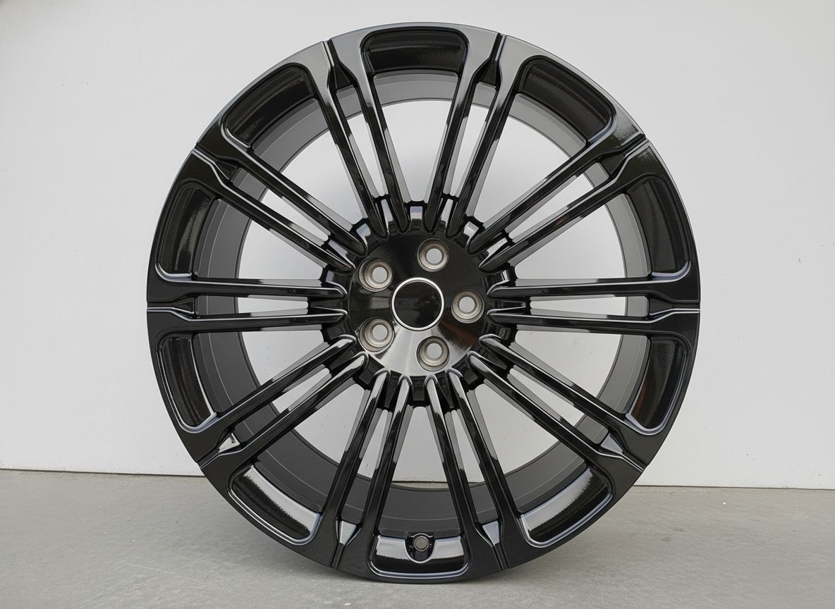 LR4 22x9.5 5x120 +45 72.6 Gloss Black