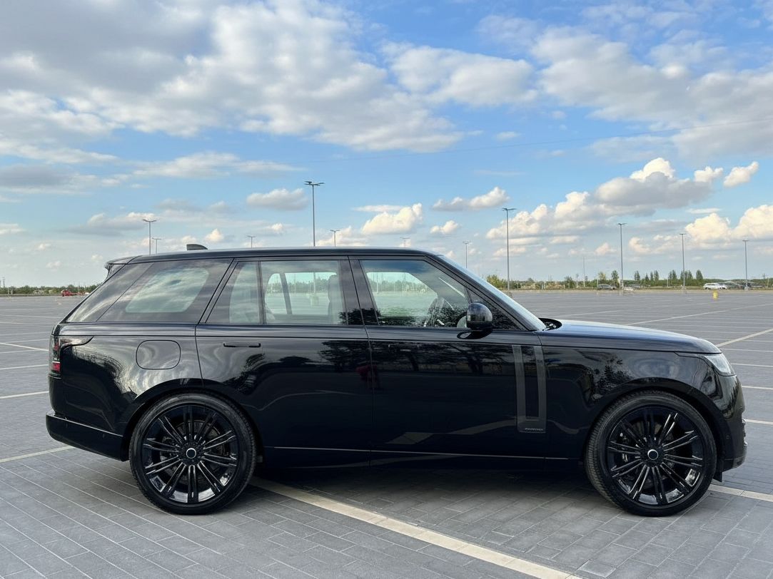 LR4 22x9.5 5x120 +45 72.6 Gloss Black