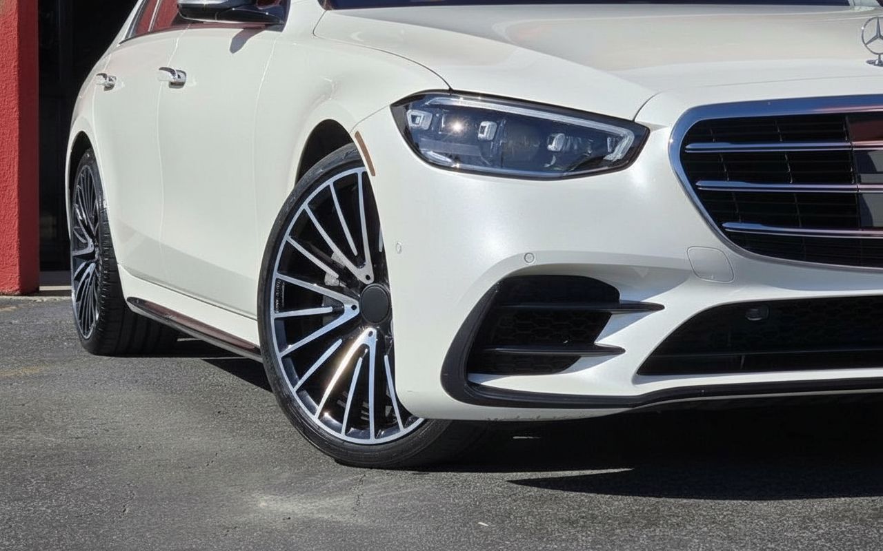 MB15 20x8.5 5x112 +42 66.6 Black Machined Face