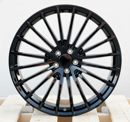 MB15 18x9.5 5x112 +45 66.6 Gloss Black