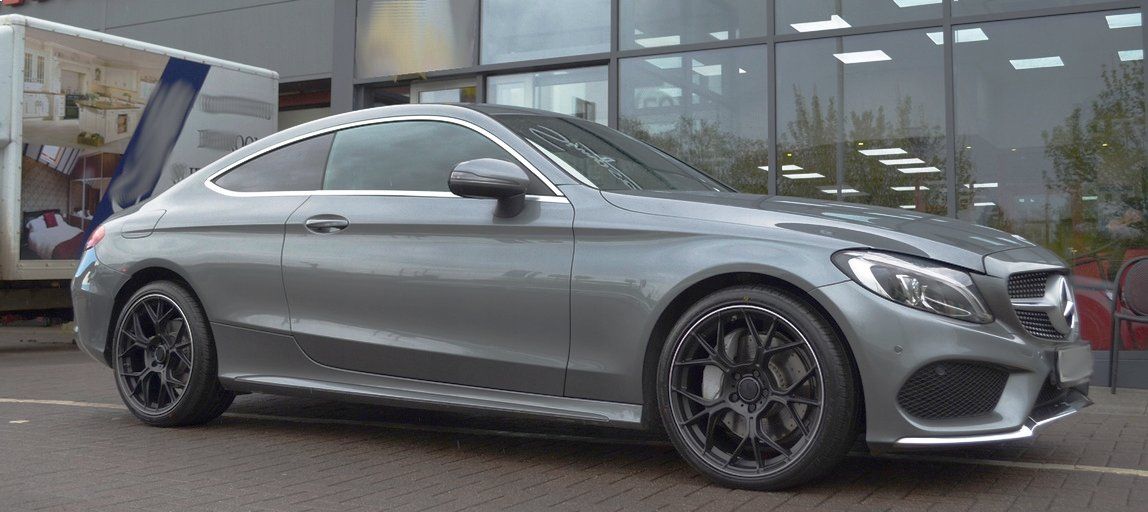 MB21 18x8 5x112 +35 66.6 Matte Black Machined Tip