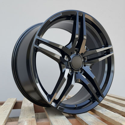 MB3 20x8.5 5x112 +35 CB66.6 Gloss Black