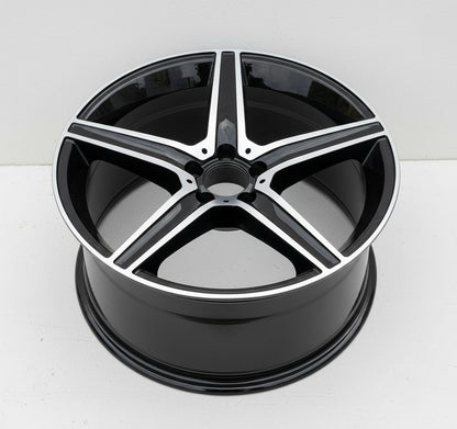 MB9 18x8 5x112 +35 66.6 Gloss Black Machined Face