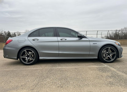 MB9 18x8 5x112 +35 66.6 Gloss Black Machined Face