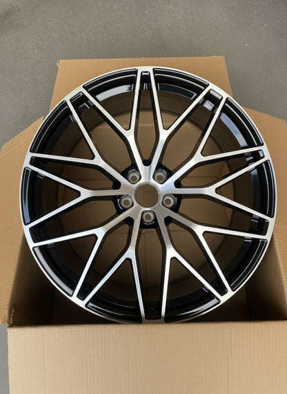 PS1 21x11 5x130 +58 71.6 Black Machined Face