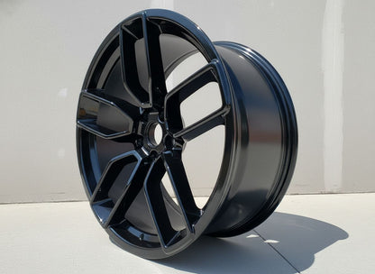 FFSR2 20x9.5 5x115 +18 71.5 Gloss Black