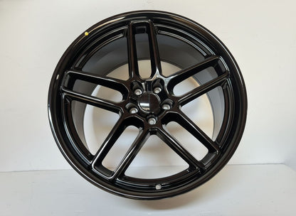 SR7 20x10.5 5x115 +18 CB71.6 Gloss Black