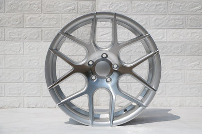 W001-SMF 18x8.0 5x112/114.3 ET35 73.1 Silver Machined Face Set of 4 Wheels