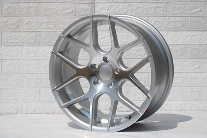 W001-SMF 18x8.0 5x112/114.3 ET35 73.1 Silver Machined Face Set of 4 Wheels