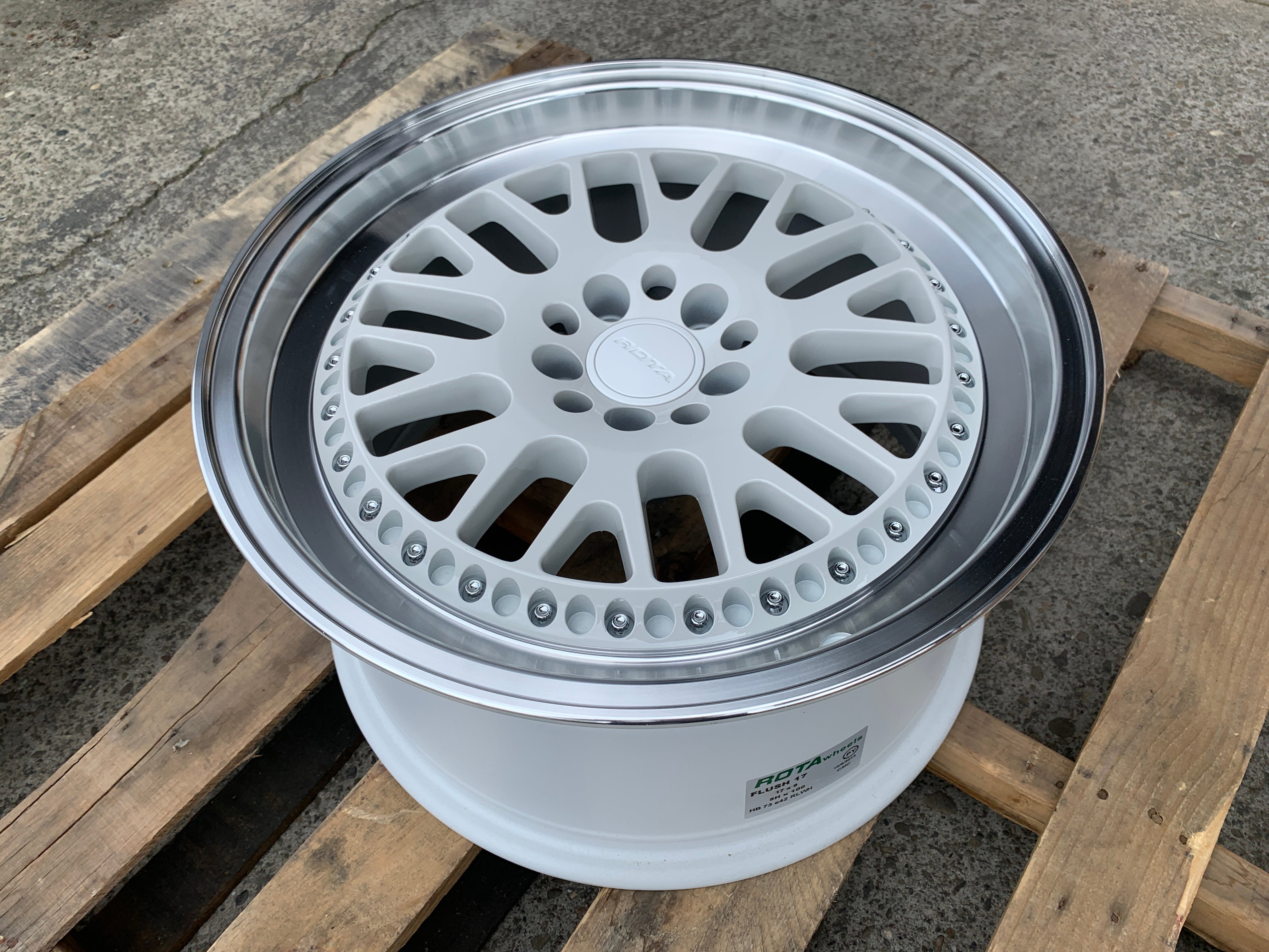 Copy of ON SELL - NEW SET OF 4 - ROTA FLUSH 17X9 5X100 +42 73.1