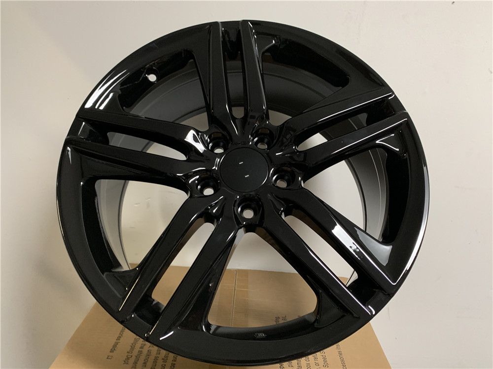 SET OF 4 / W307 Gloss Black 19X8.0Et45 5x114.3 CB64.1 - alphasone
