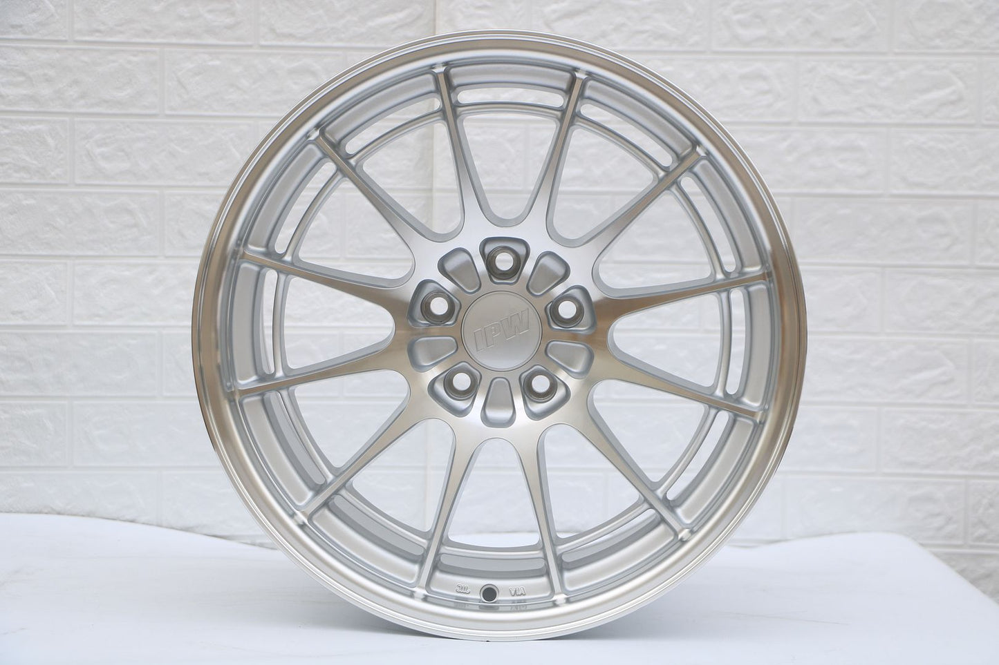 SET of 4 WHEELS RIMS / W569 XH064 Silver Machined Face 19x8.5 ET35 5x114.3 CB73.1 - alphasone