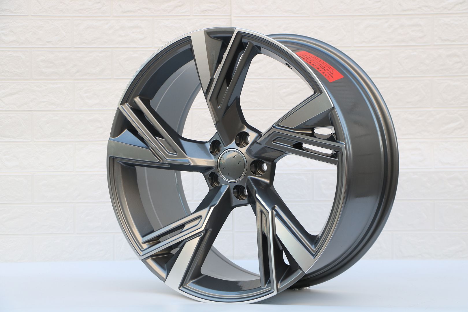 SET OF 4 WHEELS RIMS /W670 1571 Gunmetal Machined Face 18x8.0 ET35 5x112 CB66.56 - alphasone